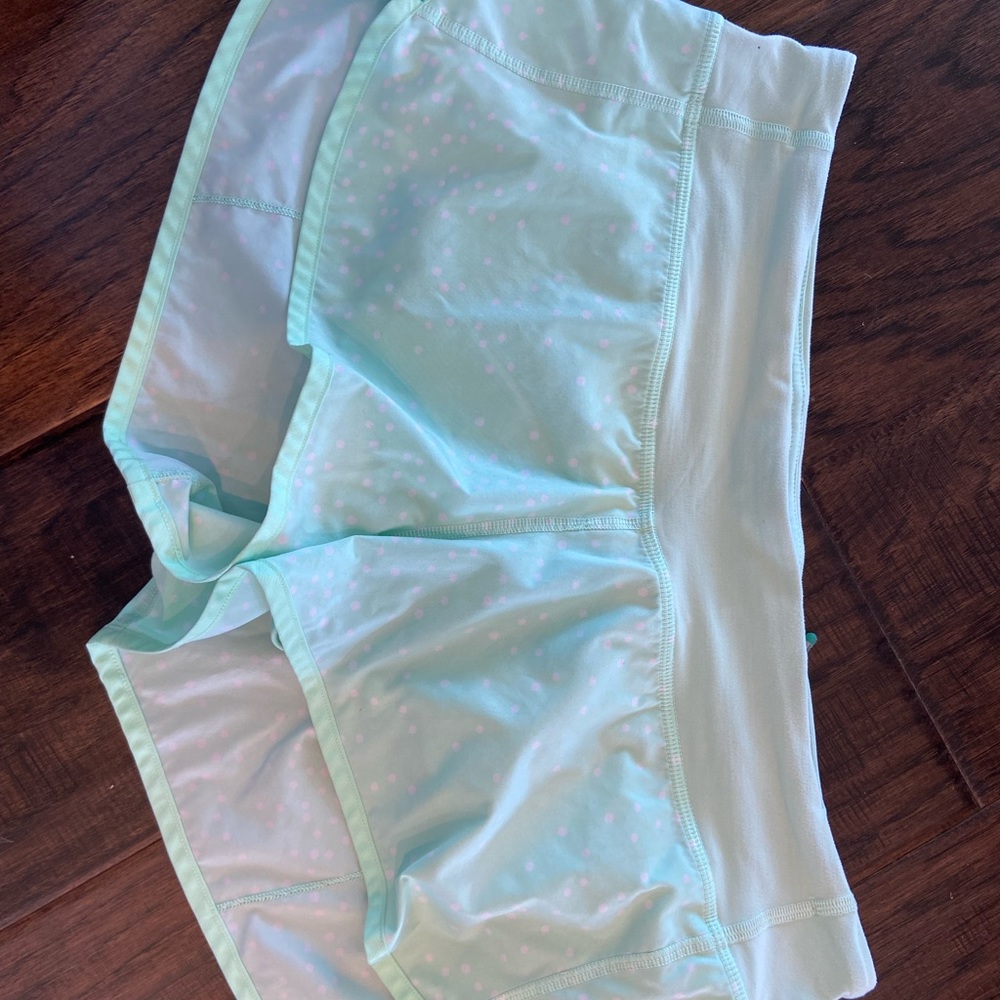 Lululemon Speed Up shorts